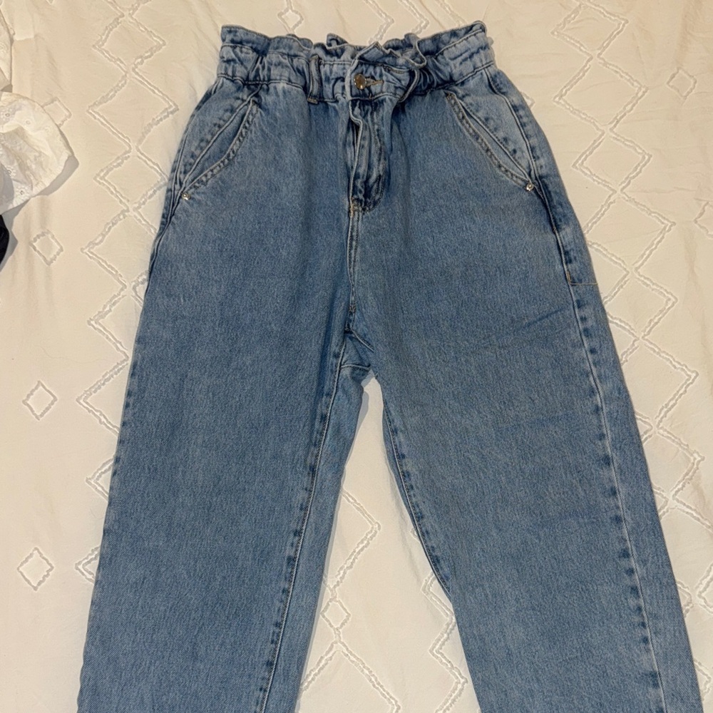 Women's Zara Blue High-Waisted Jeans